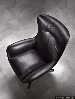 Image of product Jensen Lounge Chair by Minotti