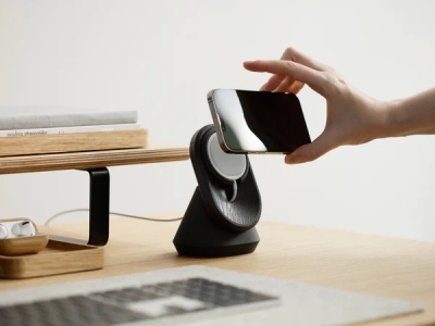 Image of product MagSafe iPhone Stand by Oakywood