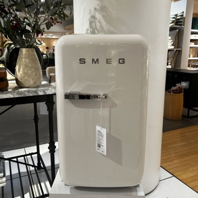 Image of product Retro-Style Refrigerator by Smeg