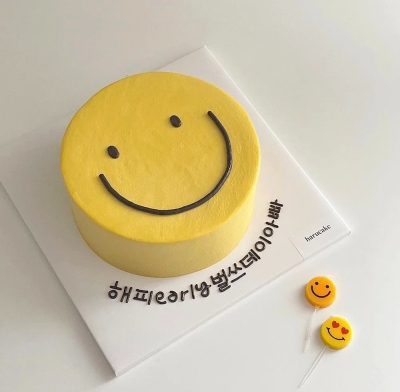 Image of product Birthday Cake by Haru Cake