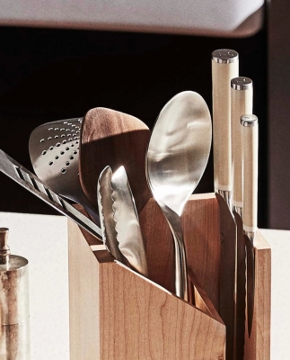 Image of product The Metal Spoon by Material Kitchen