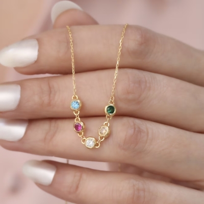 Image of product Personalized Family Birthstone Round Necklace by Style Diamond