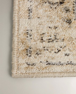 Image of product VINTAGE STYLE AREA RUG by Zara Home