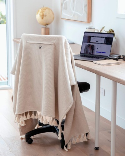 Image of product The Original Office Chair Blanket by Warmür