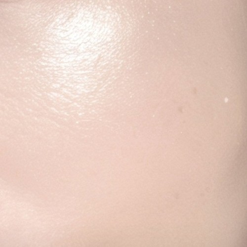 Image of product Positive Light Silky Touch Highlighte by Rare Beauty