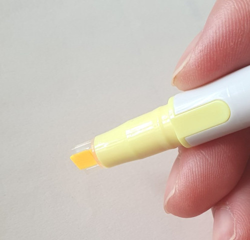Image of product KIRE-NA Highlighter by Pilot