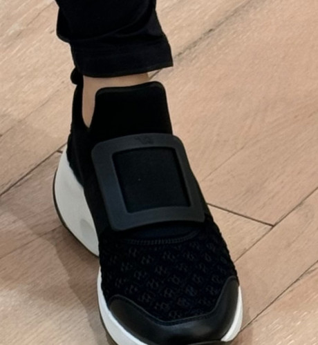 Image of product Viv Run Sneakers by Roger Vivier