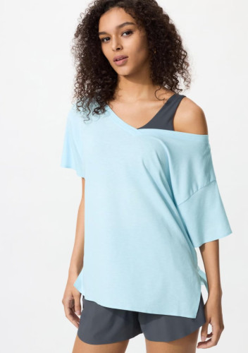 Image of product AIRism Relaxed V-Neck Tee by Uniqlo