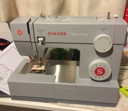 Image of product Heavy Duty 4423 by Singer