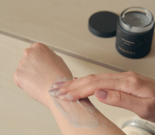 Image of product Space Konjac Body Scrub by Nerolila